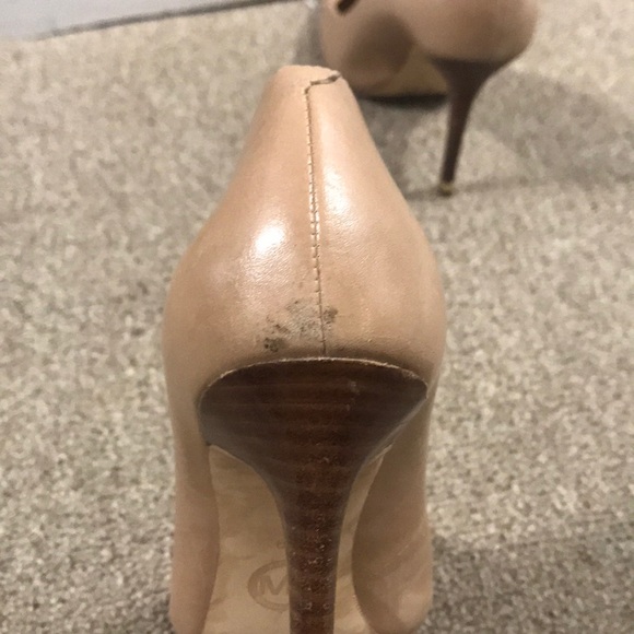 Nude Michael Kors pumps - Picture 5 of 8